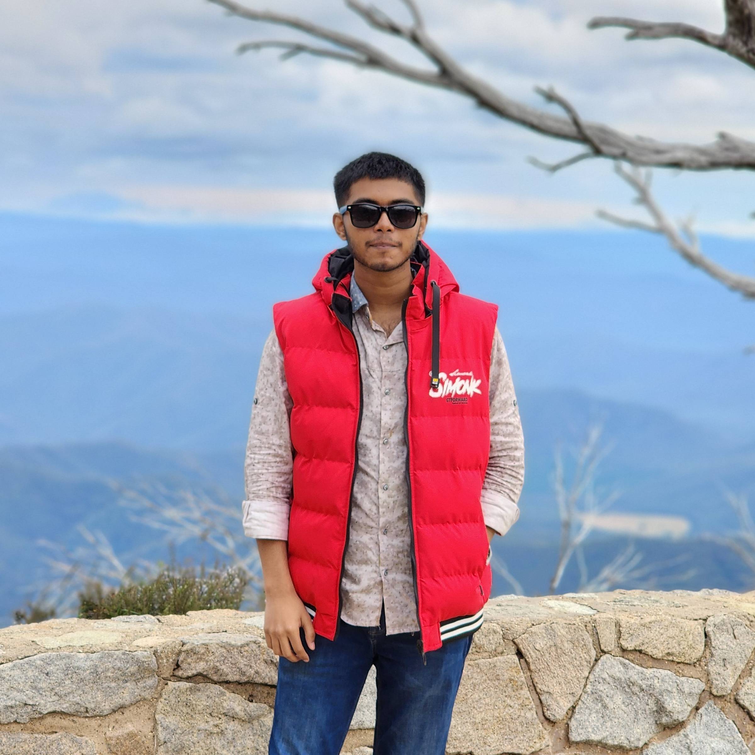 ABDUL MALEK OVEE