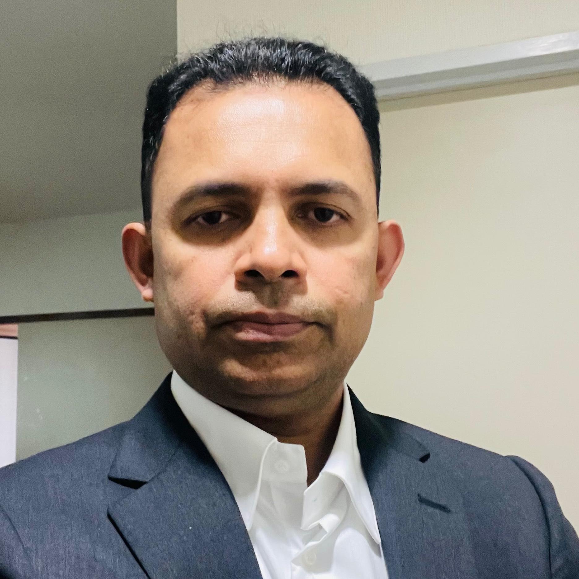WARUNA DISSANAYAKE