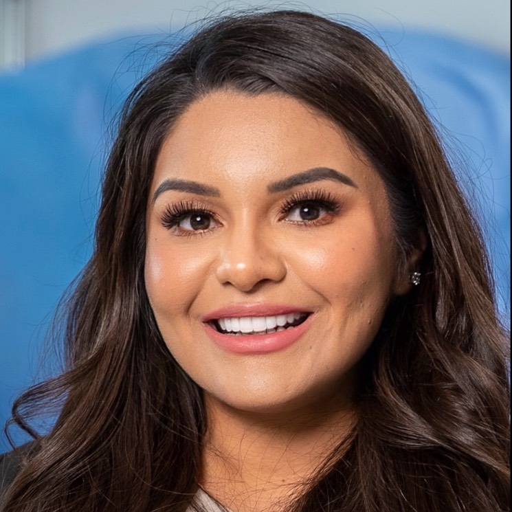 ITZEL SUCHOLAS