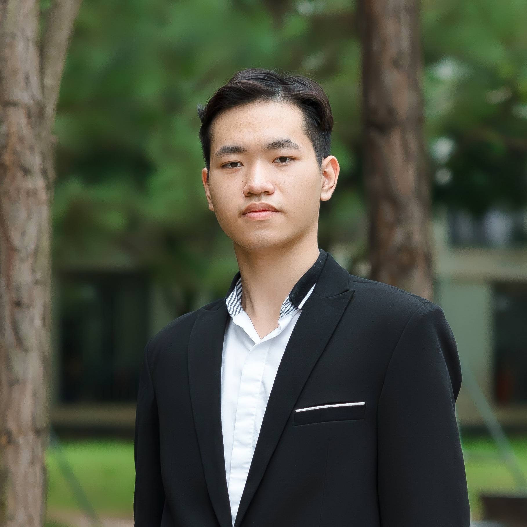Chris Ngo
