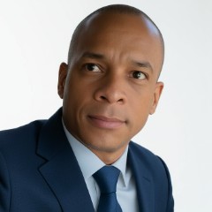 Júnio  Fernandes Peres