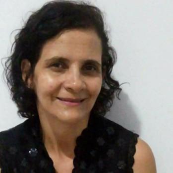 Kátia Simone Borges  