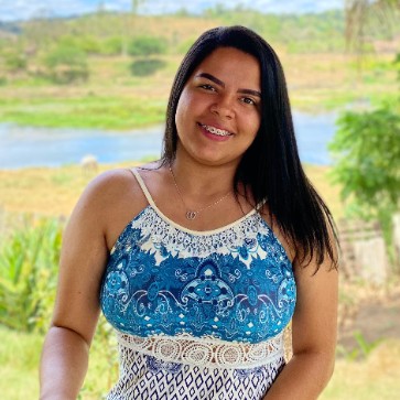 Adrielle Maria  Alves Queiroz