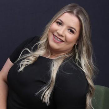 Vanessa Neves de Oliveira