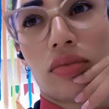 Renata Ferraz Gonçalves