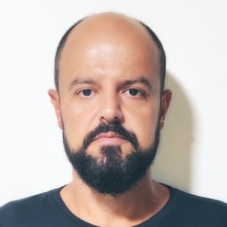 GANDHI FIGUEIRA CARVALHO