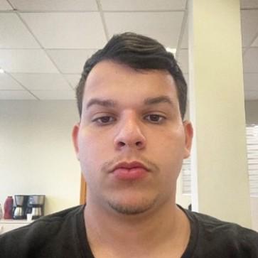 DANIEL FERRAZ WILCZECKE