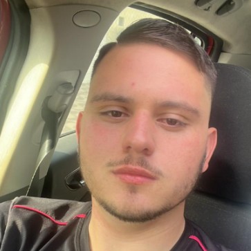 Pedro Gabriel Xavier Carvalho - 23