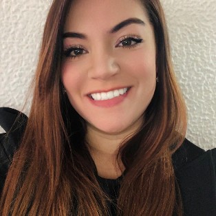 Andrea Leon