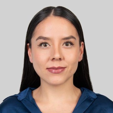 Karen Dayanara    Angulo Cueva 