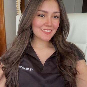 Mikaela Román Paredes