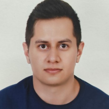 Juan José Altamirano Larreategui