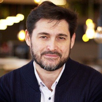 Raúl González Lázaro