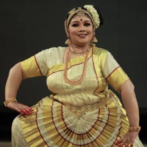 Meenu Joshi  Konikkara