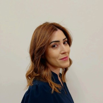 Lays Karolina Santa Cruz Espindola