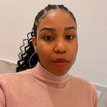 Eduarda Cristina Da Silva Castro