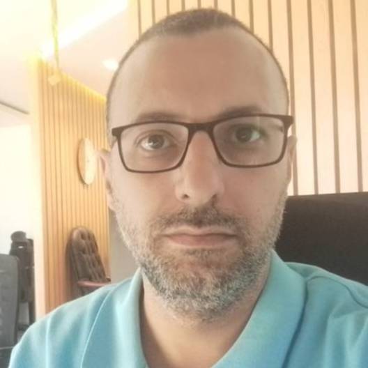 Ayman Naeem Kamel