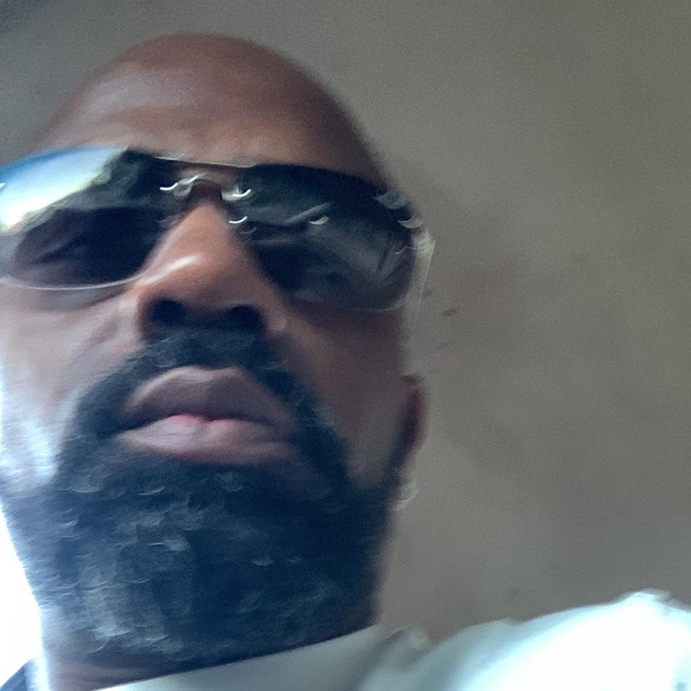Mario Rhodes