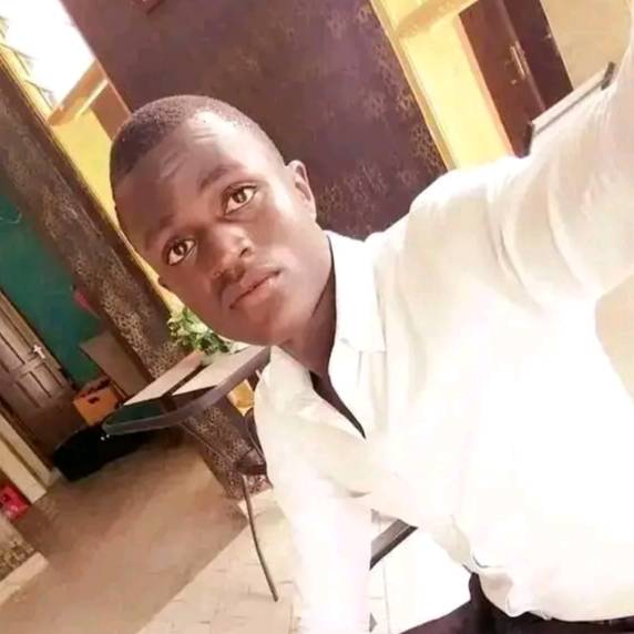 Daniel  Waswa