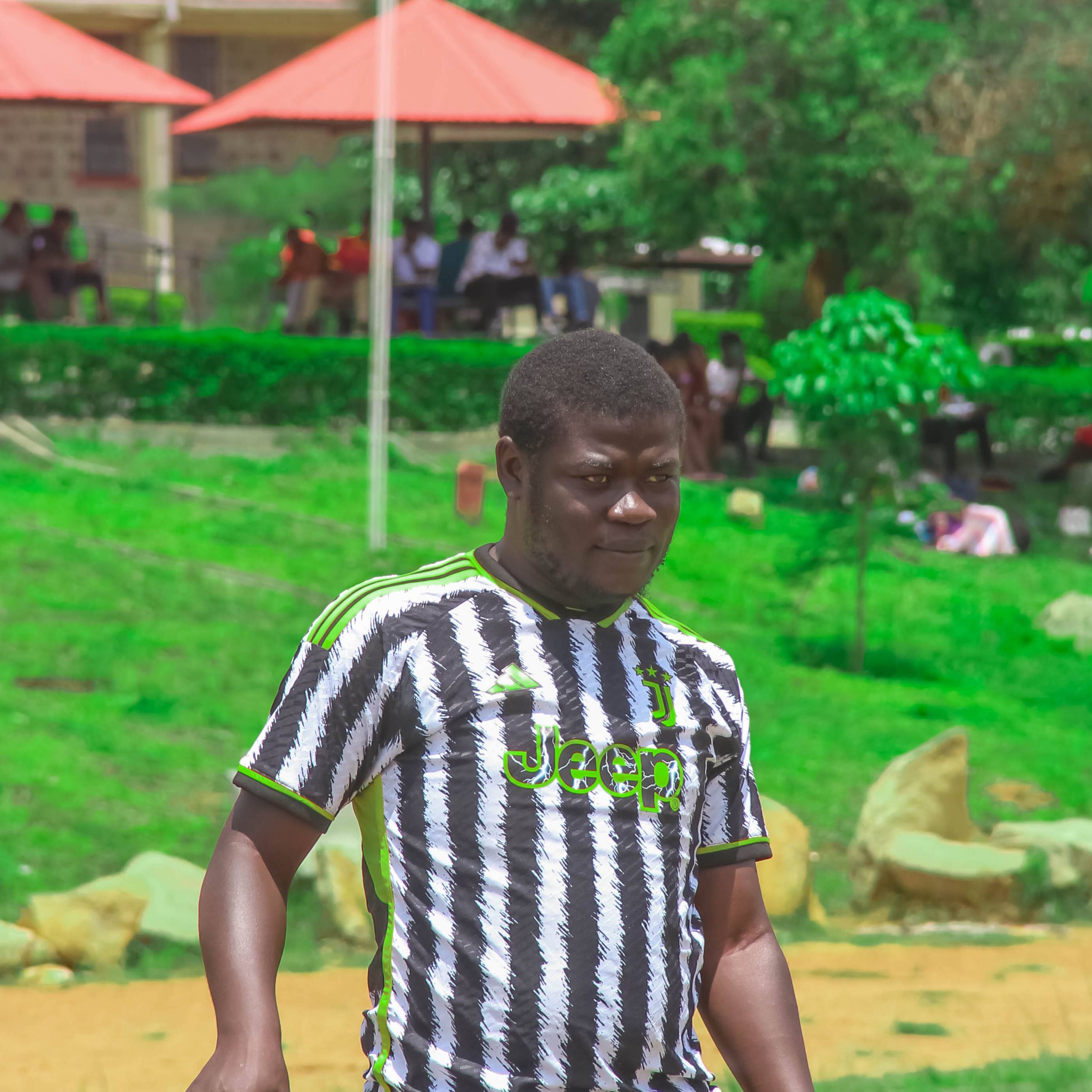 BURTON MAKUNDA