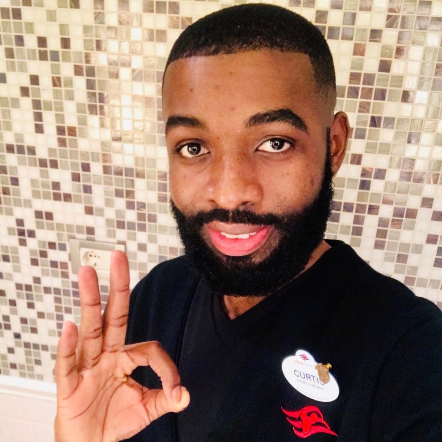 Curtis Debique
