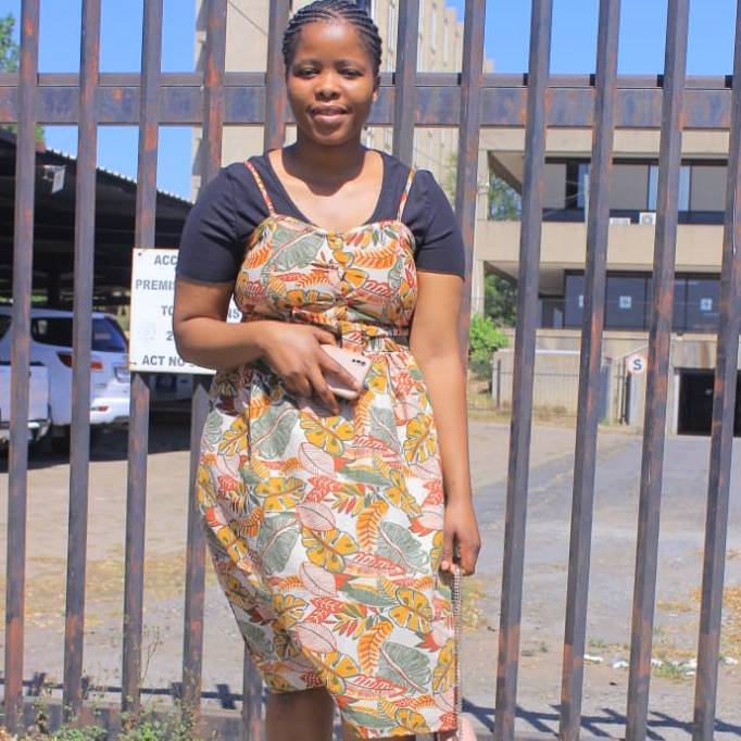 Unathi  Mngqibisa 