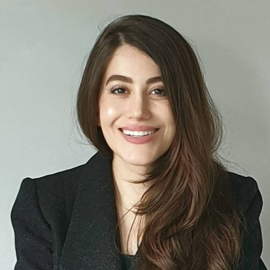 Raziyeh Mahdavi