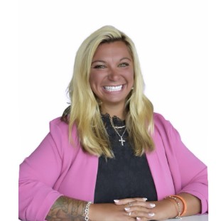 Alexandra (Ali) Comer