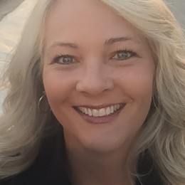 Julie Lane