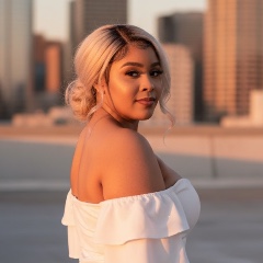 Tantine Tina Irakoze