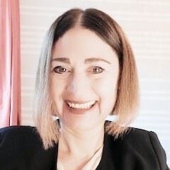 Beatrice Deborah Dell’Olio