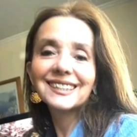 Julia Sandoval Rubilar